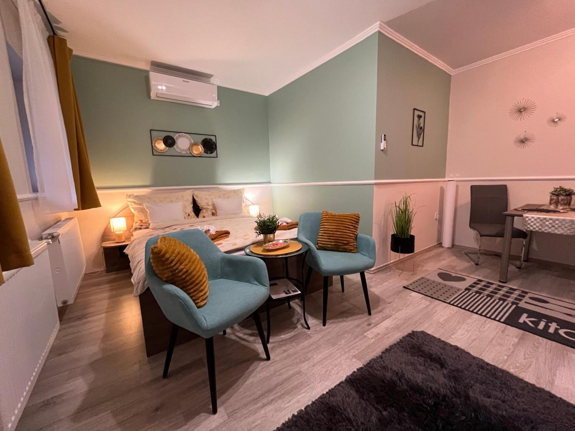 Oreo Apartman エゲル エクステリア 写真